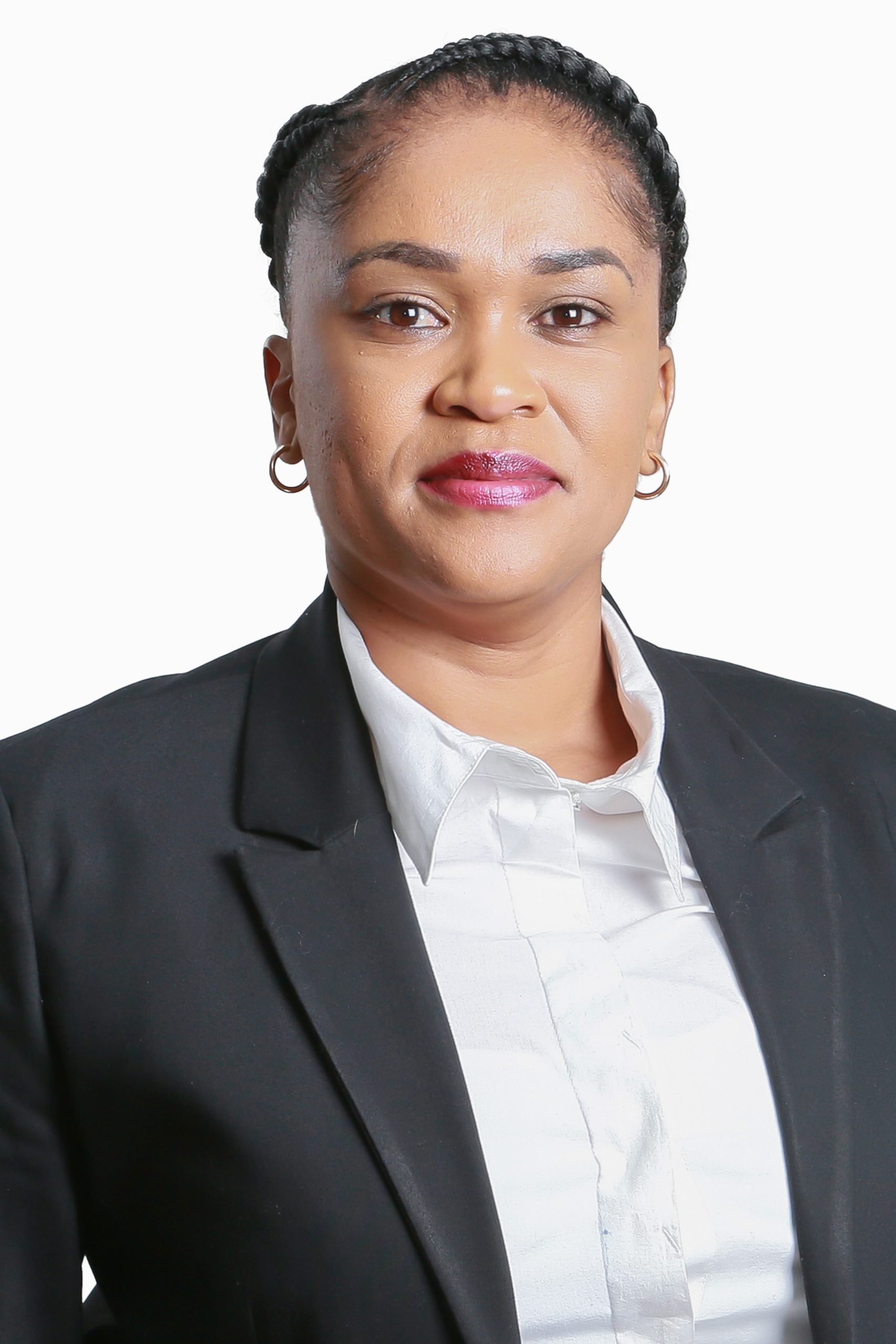 Julinda Garus Oas – Manager Procurement